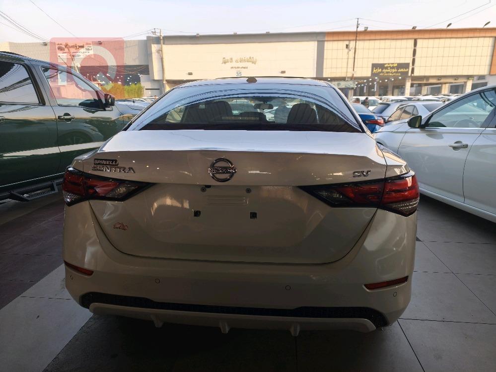 نيسان سنترا